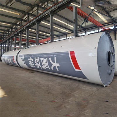 Како свакодневно очистити резервоар за прашкасти резервоар Асфалт